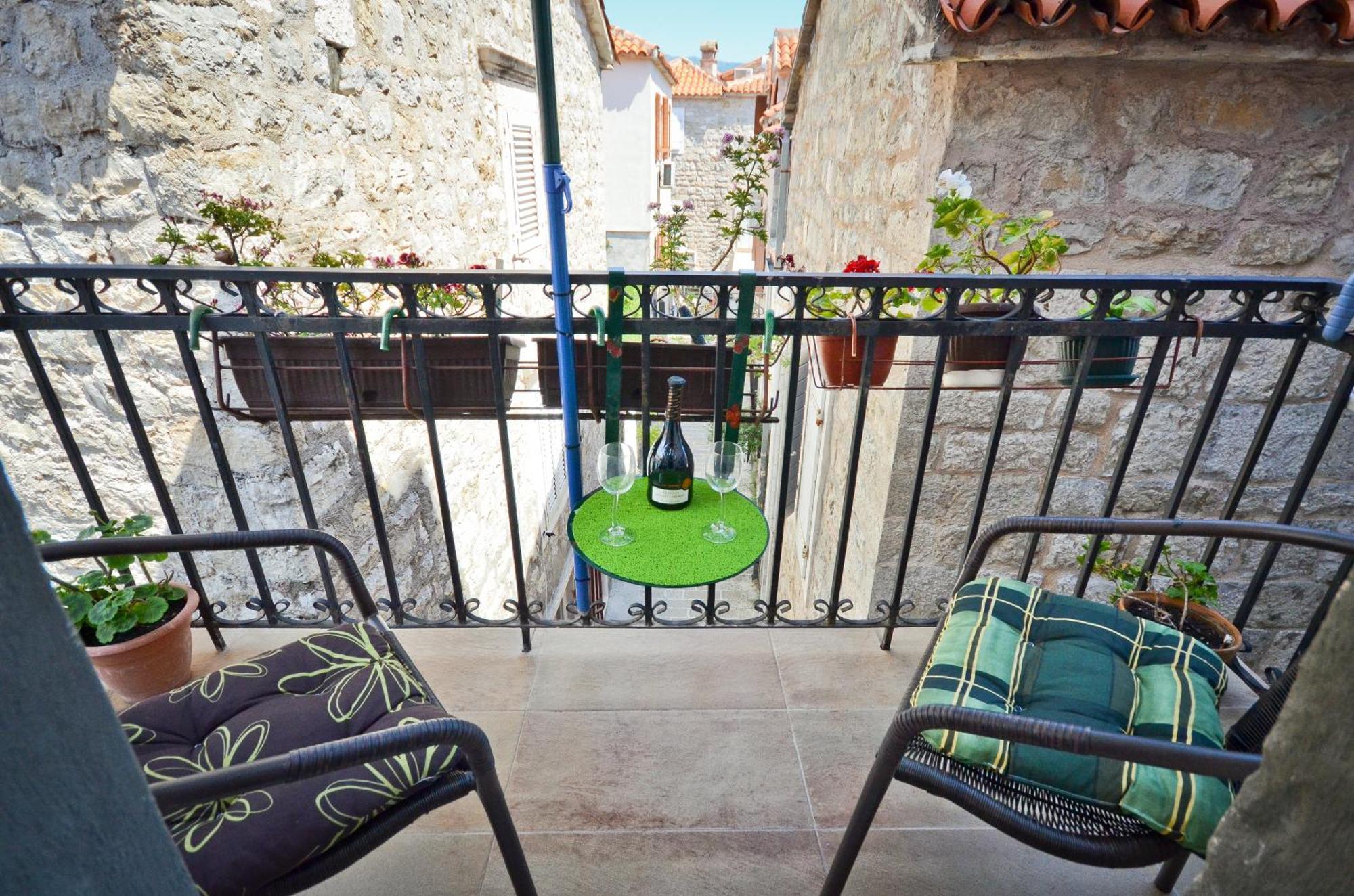 Bell Tower Apartment Budva Dış mekan fotoğraf