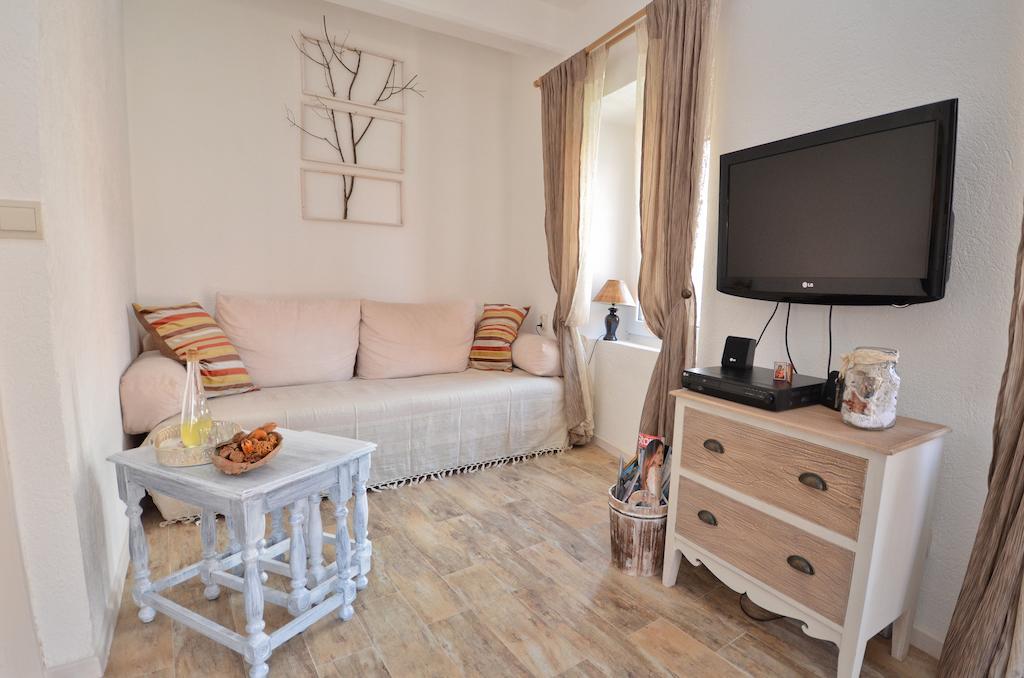 Bell Tower Apartment Budva Oda fotoğraf